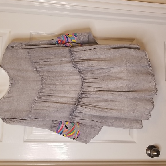 Judith March Bell Sleeve Embroidered Tunic Grey Top - Picture 6 of 12